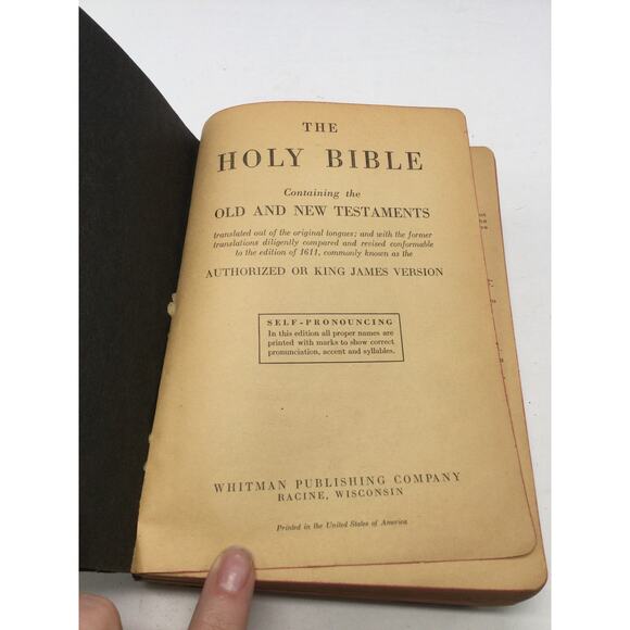 Antique English Bible Old and New Testament King James Version - Picture 4 of 9